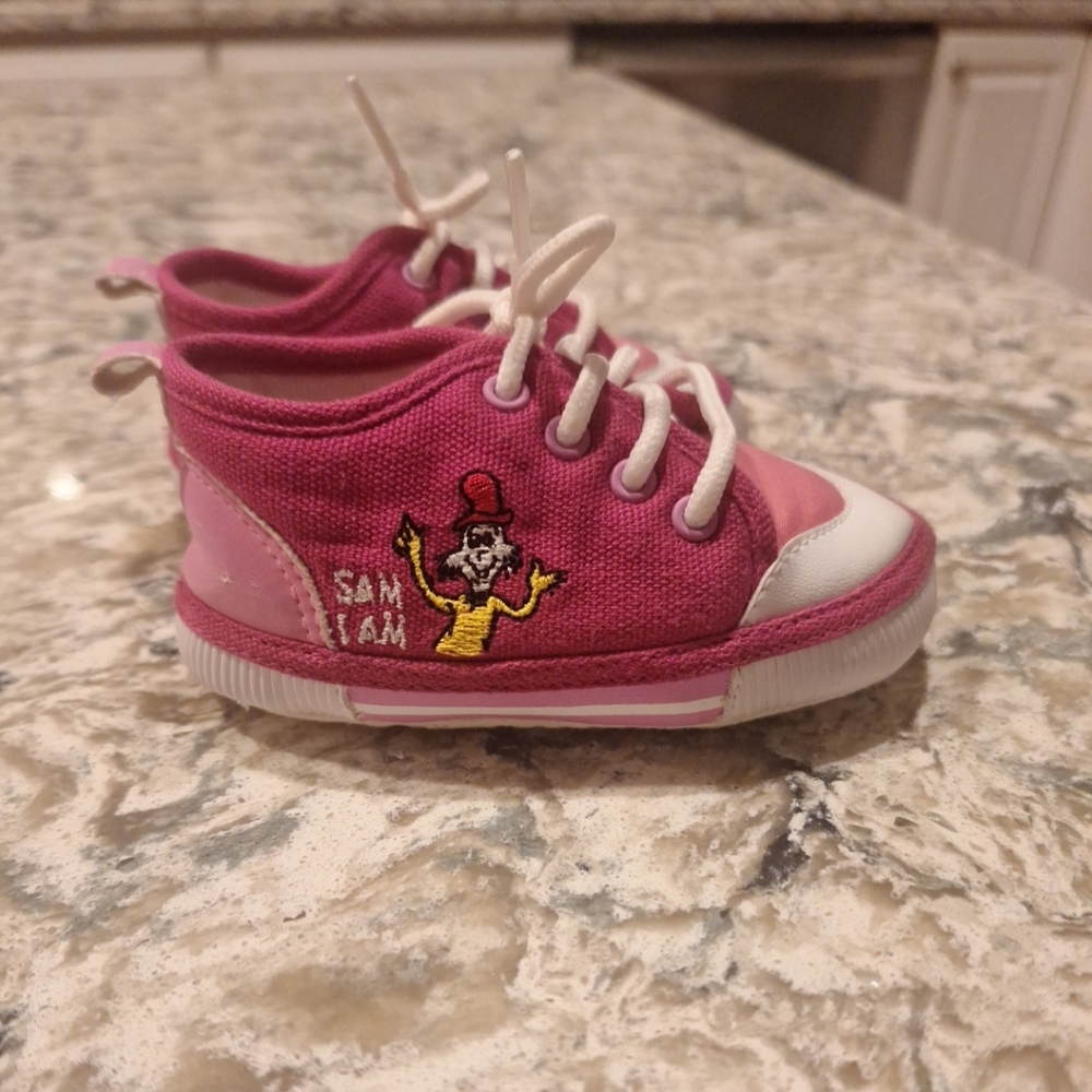 Doctor Seuss brand baby sneakers size 3 Sam I Am Green eggs and ham